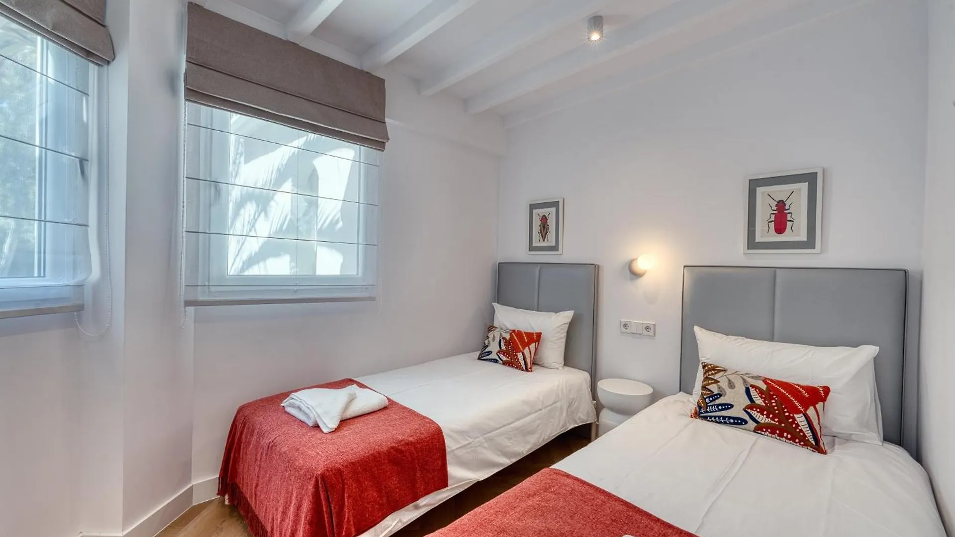 1081 Beachfront Penthouse Jacuzzi Roofterace Lounge Wifi Marbella Apartment
