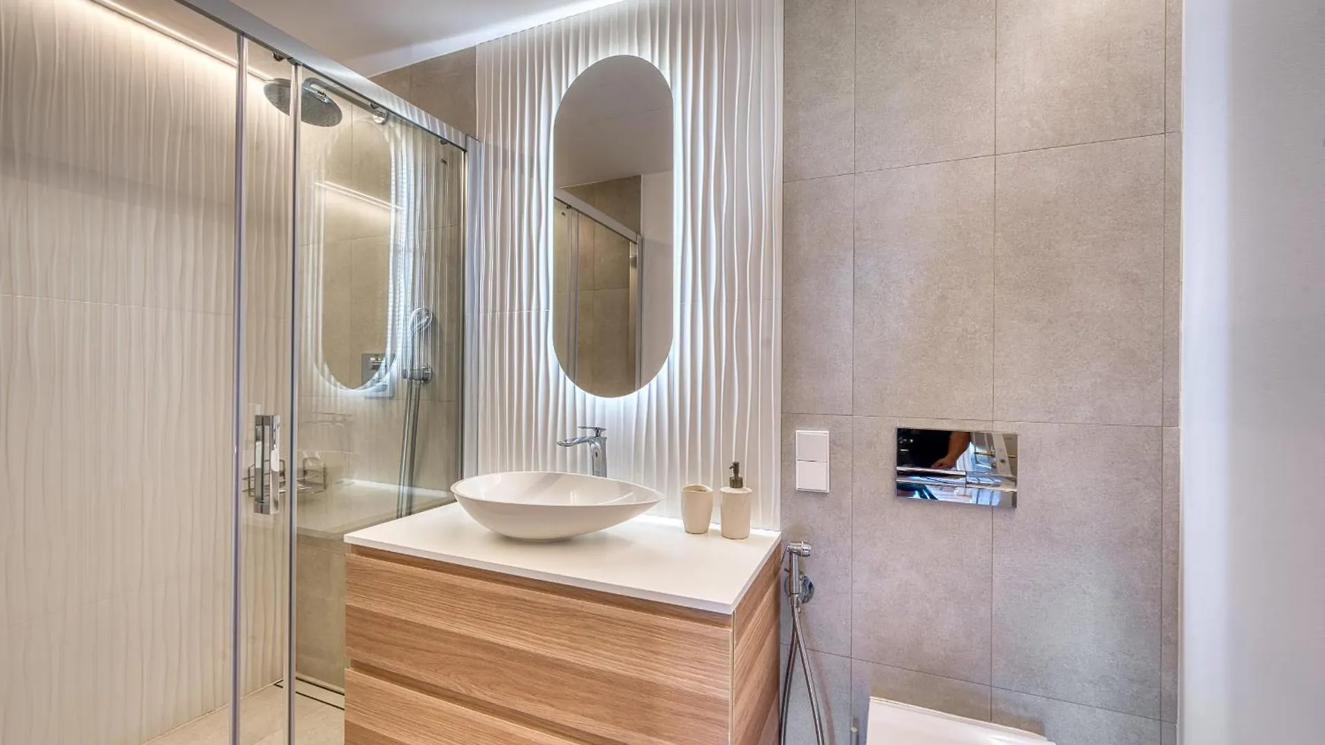 1081 Beachfront Penthouse Jacuzzi Roofterace Lounge Wifi Marbella 0*,